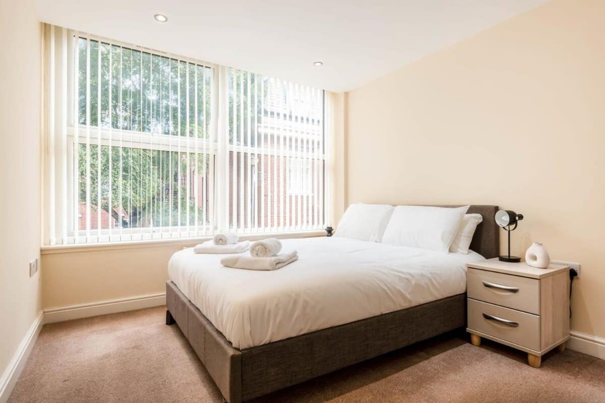 Bright 1 Bedroom Budget Flat In Central Pontefract Exterior foto